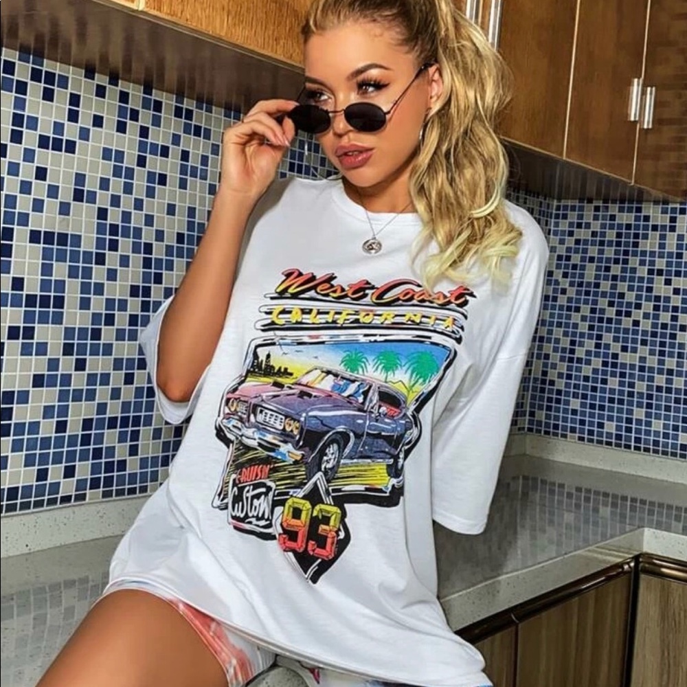 Graphic tee